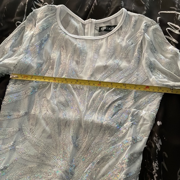 Dress - Picture 4 of 6